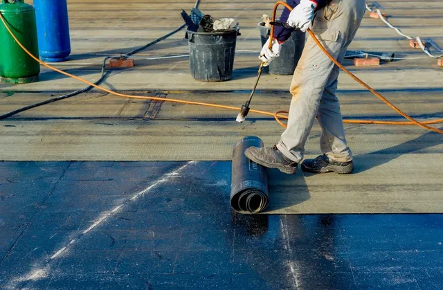 installing-waterproofing-for-a-roof-640w